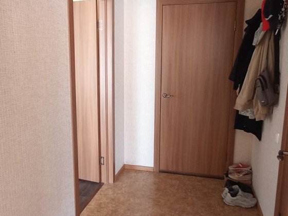 Продам 1 кімнатну квартиру. Центр лівого берега м.Кам'янське.! Кам'янське