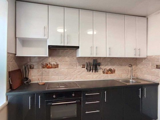 Продам відмінну 3 кімнатну квартиру в Дергачах з ремонтом Дергачі