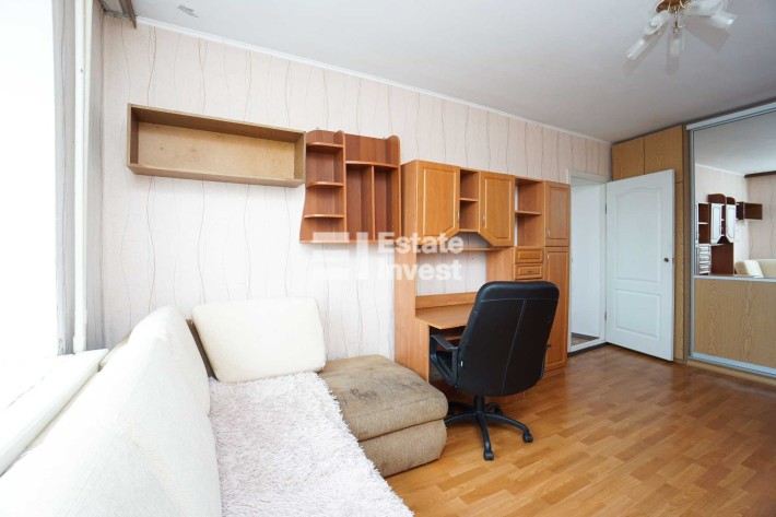 Продається 3-кімнатна квартира в гуртожитку в центрі Вишгорода - фото 1