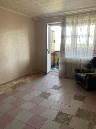 Продам 2-кімнатну квартиру , л/б, 1 мкр - фото 1