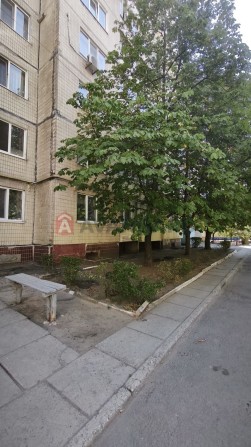 Продам 2 кімнатну квартиру л/б 3 мкр - фото 1