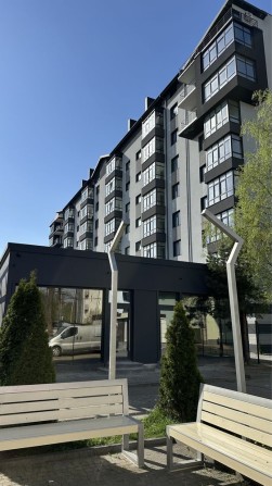 Остання 3х кімнатна квартира на 8му поверсі - фото 1