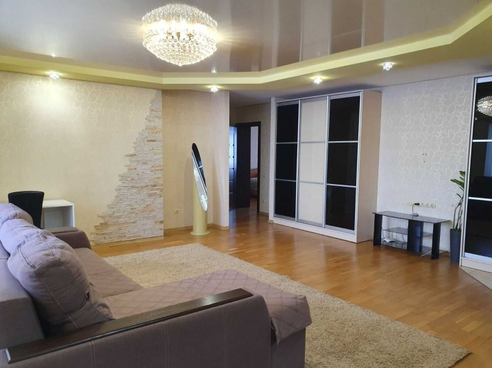 Продаж 3-х кімнатної квартири  86м2  м.Дрогобич - фото 1
