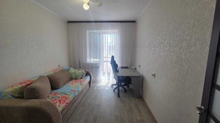 ПРОДАМ 2 комнатная квартира с АЭО на 4 мкр., левый берег, alm - фото 1