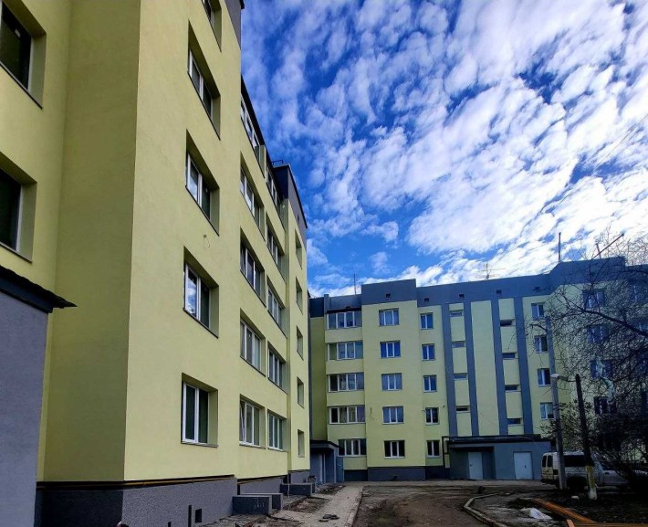 СЕРТИФІКАТ трикімнатна квартира з індивідуальним газовим опал. - фото 1