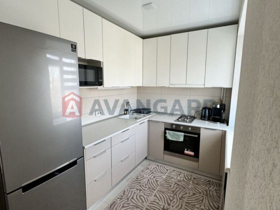 Продається 3к квартира на Соцмісті (ЄВідновлення ) Каменское