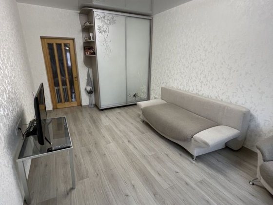 Продам 2 кімнатну квартиру Кам‘янське Дніпробуд ремонт електроопалення Кам'янське