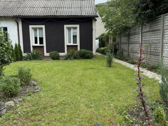 2 кімнатна квартира з власною територією