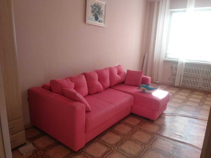 Продам 3-комн. квартиру на Левом берегу, 10 микрорайон. В - фото 1