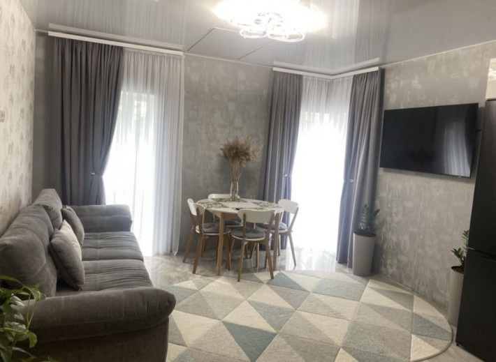 Двокімнатна квартира з якісним ремонтом! Оф2% - фото 1