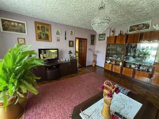 Продаж 4-х кімнатної квартири, біля школи №1, ближній центр, Дрогобич! Дрогобыч