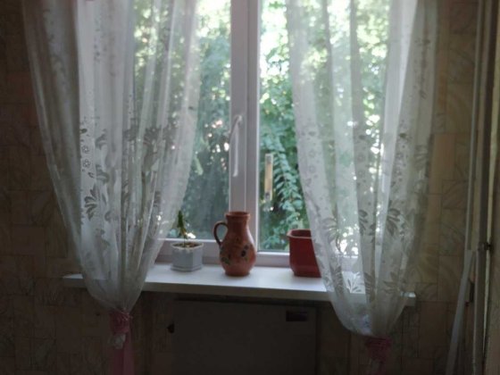 ПРОДАЖ мебльованої 2-кімн. з АО, пров. Б. Хмельницького (А) Кам'янське