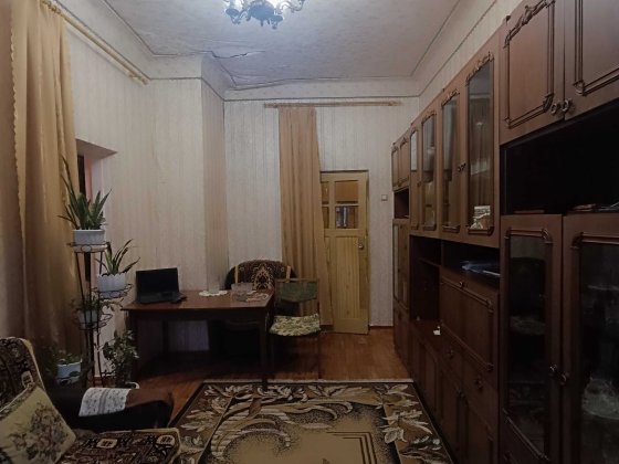 4-кімн.роздільні, крупногабаритна, ЦЕНТР, ЗАХОДЬ ТА ЖИВИ! GRESKO Кам'янське