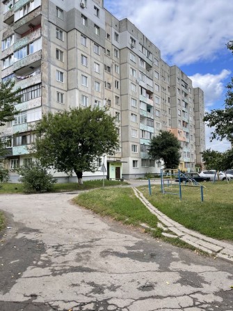 Продається 2 кімнатна квартира у Здолбунові - фото 1