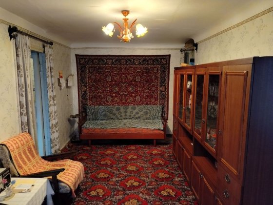 3комн 2/4эт. р-н Черёмушки ул.Нежинская Каменское