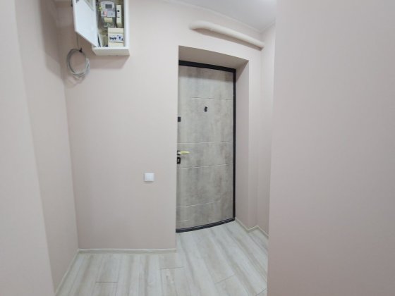 Продаётся 2х комнатная квартира с хорошим выездом на Днепр,mar Кам'янське