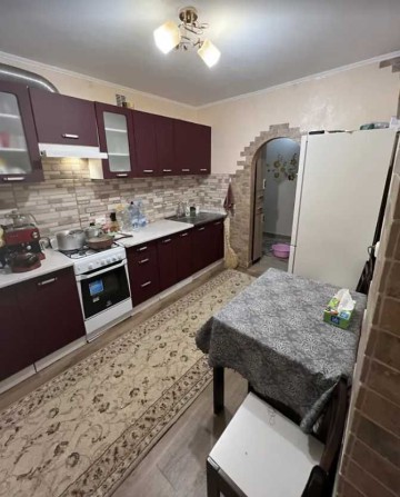 Я Продаж 3-кімнатної квартири в Здолбунові, вул. Шкільна, 44 - фото 1