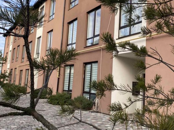 Смарт квартира около озера Гостомель