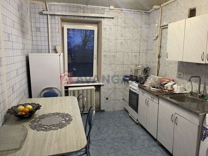 Продається 3к квартира по вул. М.Чиженка (ЄВідновлення) - фото 1