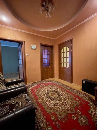 Продажа 3 ком. 11 мкрн. АО Левый берег - фото 1