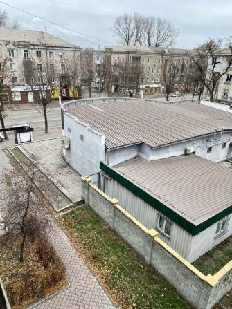 Продам 3-комнатную квартиру, центр, пр Т. Шевченко. А - фото 1