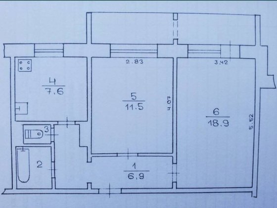 Продам 2 комн. квартиру Левый берег 4 мкр. АЕО. Каменское