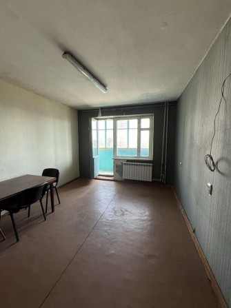 Продам 1к 4 микр 4 эт  Лагуна - фото 1