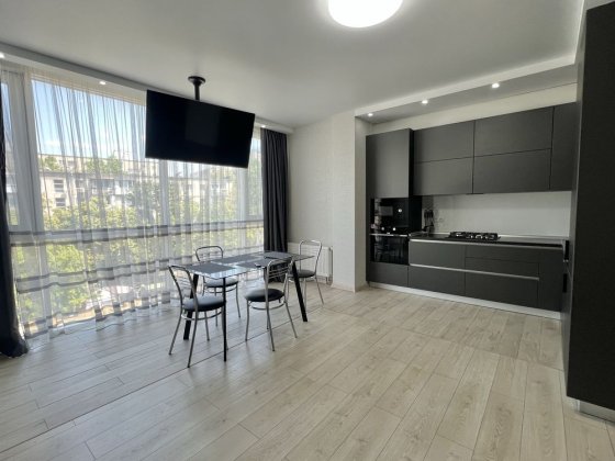 Продаю стильную евродвушку в новом доме Чорноморськ