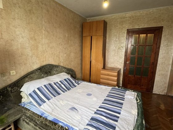 Продам 2-ком.кв.Левый берег,10мкрн Кам'янське