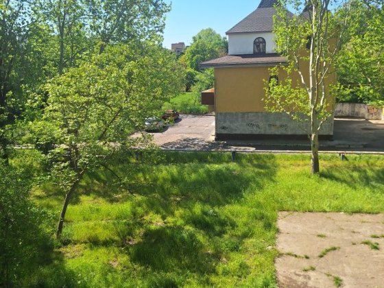 Продам 2х кв,этаж 3/5,цена 35т$ р-н 6 школы Черноморск