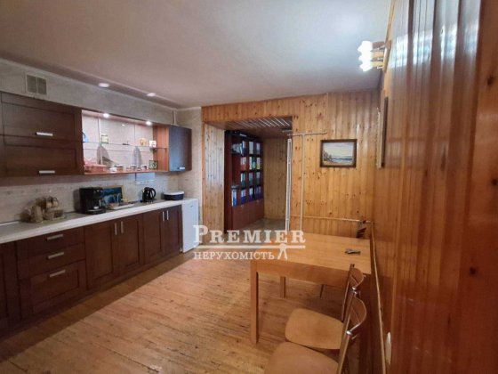 Продам 3-к. квартиру в морському квадраті Чорноморськ