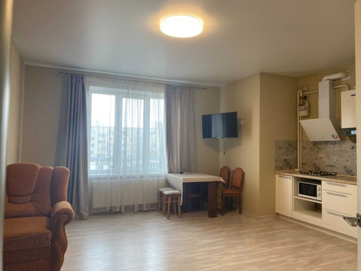 В продаже большая 1 ком.с кухней- студией и  индивидуальным отоплением - фото 1