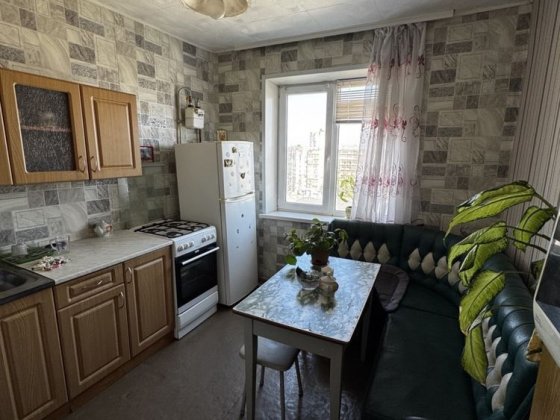 Продам 2 к Левый берег Кам'янське