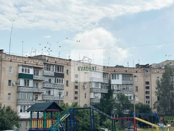 Продам простору 3-кімнатну квартиру на мікрорайоні Кам'янець-Подільський