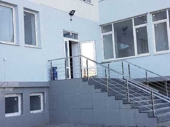 Продам простору квартиру в новому будинку Чорноморськ