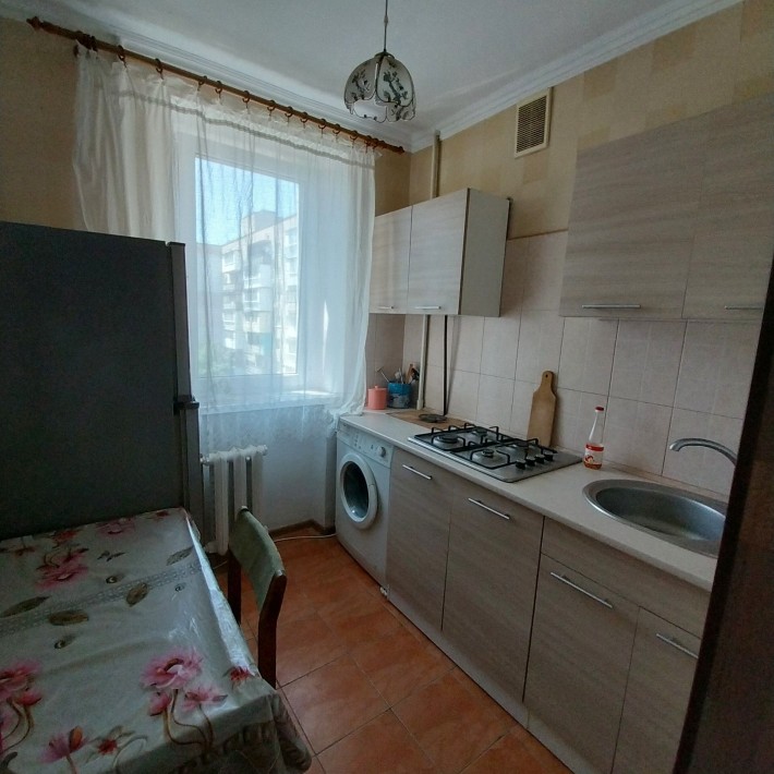 Гостинка 12 кв.м - фото 1