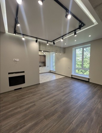Продам 3ком.квартиру.Центр пр. Свободы. Авторский проэкт. Площадь 90м2 - фото 1