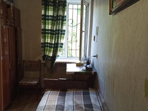 Продам двухкомнатную квартиру на Соцгороде Каменское