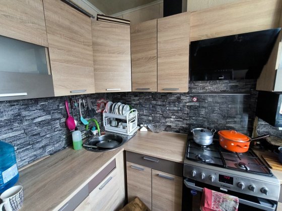 У продажу великогабаритна 4к квартира на Черемушках. Каменское