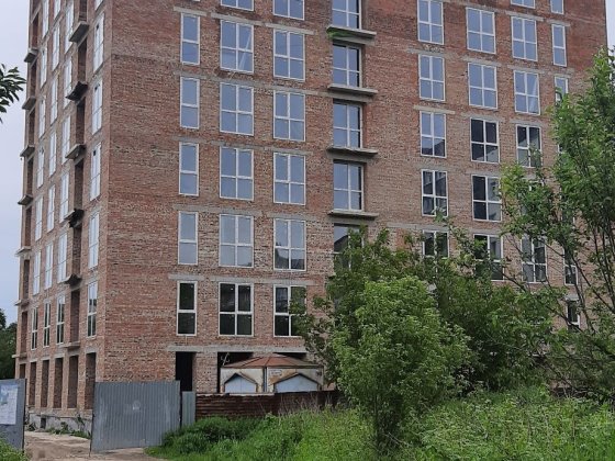 У збудованому будинку 1-на квартира (43,41 кв) в ЖК Комфорт-Сіті Калуш