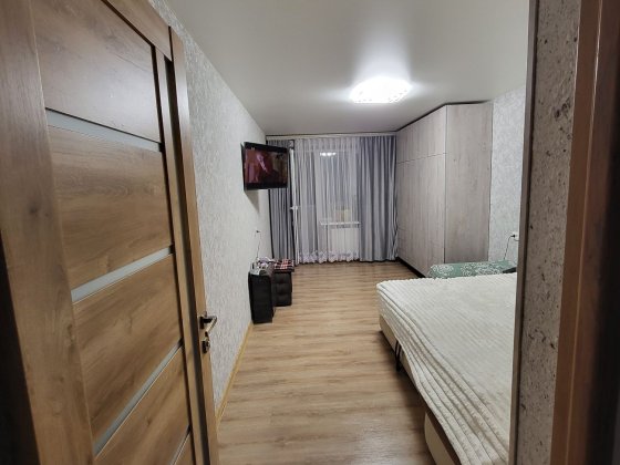 Продам 2 кімнатна або обмін на хату жилу Калуш