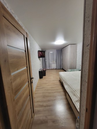 Продам 2 кімнатна або обмін на хату жилу - фото 1