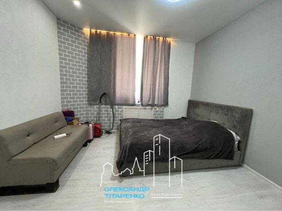 Продам 2-кімнатну квартиру біля ХНУВС Каменец-Подольский