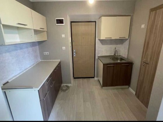 Продаётся уютная малосемейка с ремонтом, в центре города. Черноморск