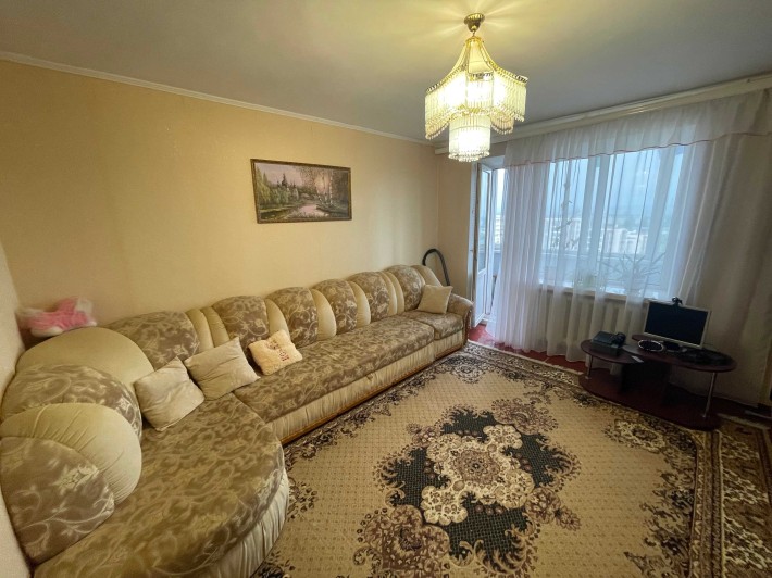 Продаж 4к. квартири, мікрорайон жовтневий, район "Сільпо" - фото 1