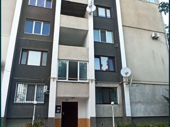 Продається 3 кімнатна квартира у зданому будинку. Каменец-Подольский