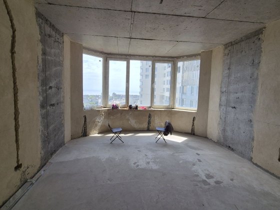 Двухкомнатная квартира с видом на море и город Черноморск