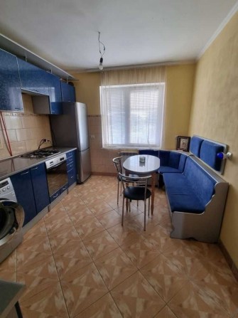 3 кім квартира з ремонтом по вул.Маковея в м. Коломия - фото 1