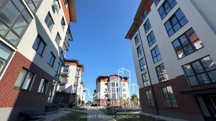 Продам останню 2-о кімнатну квартиру, з можливістю облаштування тераси - фото 1