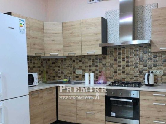 До продажу 4-кімн. квартира Черноморск